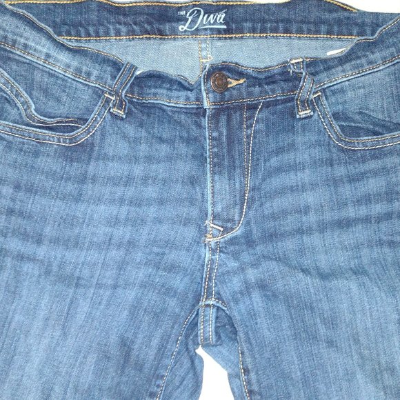 Old navy/Diva Ladie's skinny stretch jeans in size 8 - Picture 8 of 13